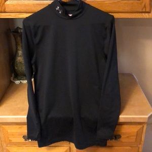Men’s small Under Armour turtleneck